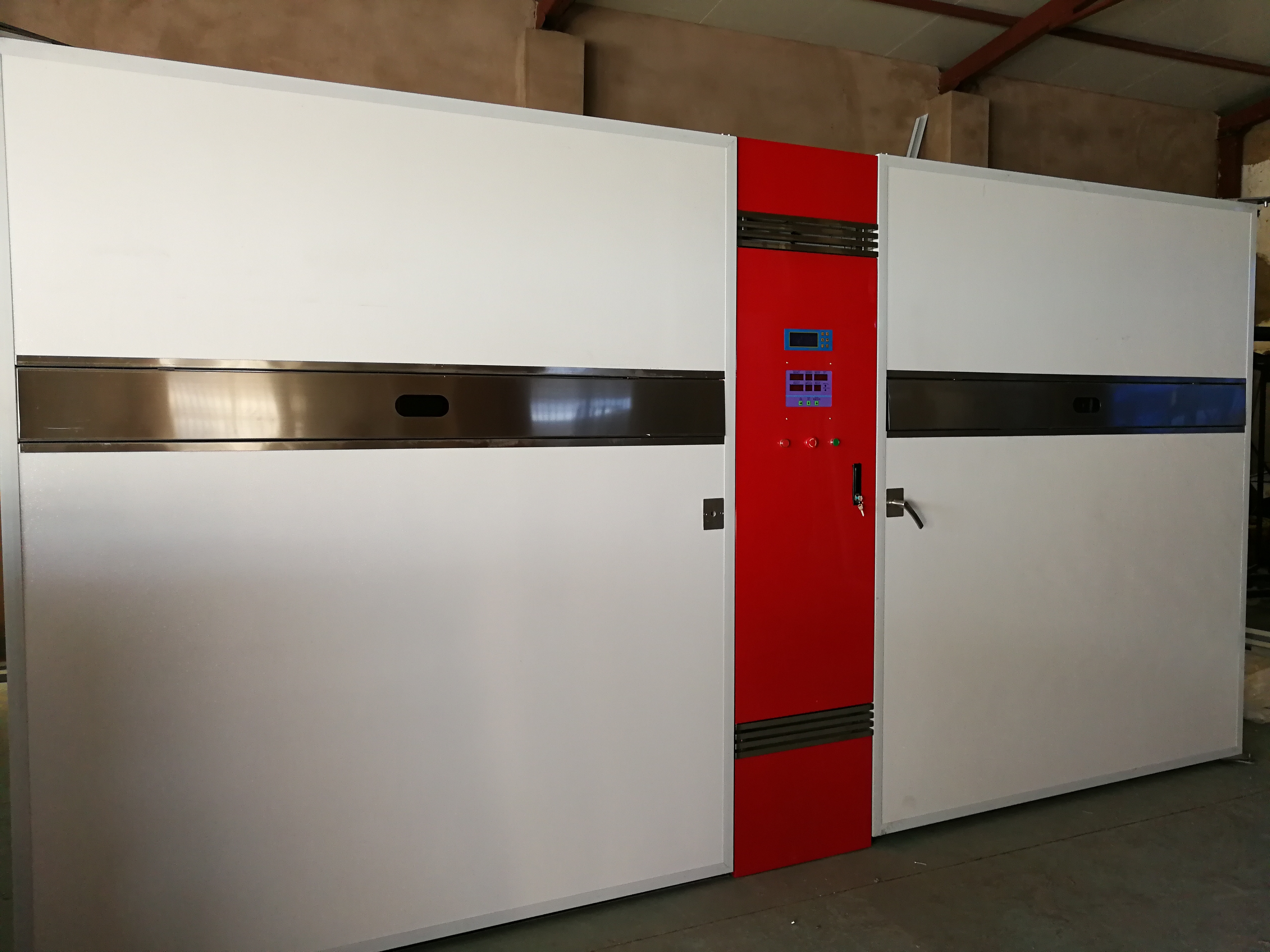 Neueste Unternehmensblogs über So senken Sie die Stromrechnung Ihrer Brüterei um 35 % mit dem neuen ELT-57600S Inkubator