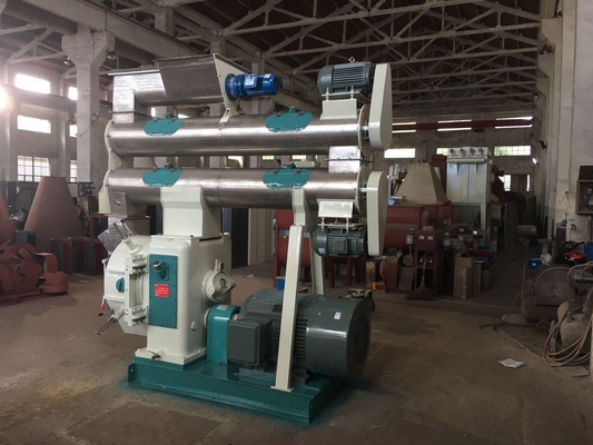 kaufen Fisch-Vieh 160kw 20. Ring Die Wood Pellet Mill Hühnerzieht die Herstellung der Maschine ein online manufacture