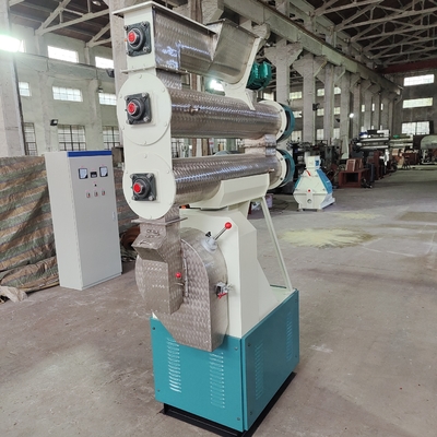 kaufen Riemenantrieb-kleine Ring Die Pellet Mill Wood-Zufuhr-Kugel-Fertigungsstraße 1. online manufacture
